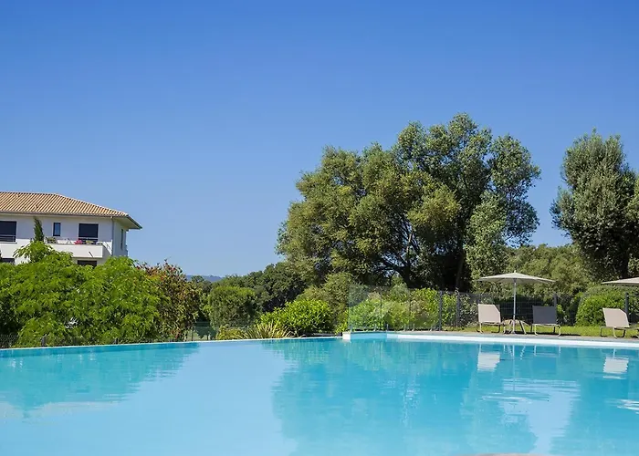 Domaine D'arca - Flaubert 06 - 6 Pers * Porto-Vecchio (Corsica)